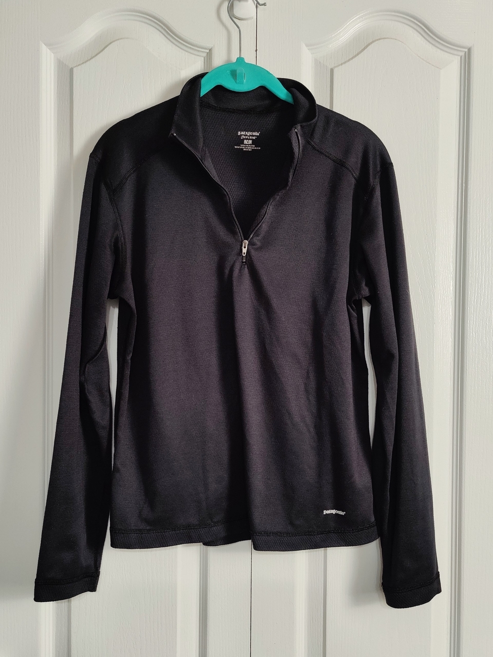 Patagonia Womens Large Capilene 1/4 ZIp Base Layer Top Black Made In USA